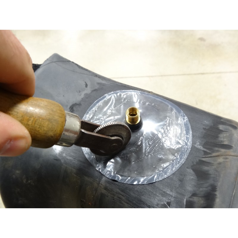 TR218 Replacement Tractor Tire Inner Tube Glue On Stem Assembly